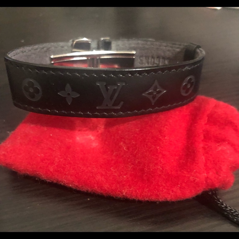 Louis Vuitton Black Wish Bracelet with silver detail.
